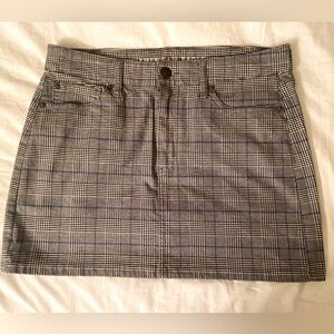 American Eagle plaid mini skirt, size 10